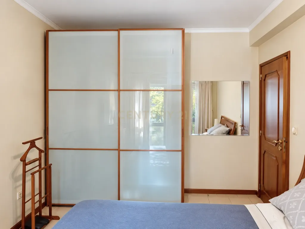 Apartamento T3 +1 com terraço/marquise coberto/lugar de garagem/com Vista para a Cidade em Localização Central - Matosinhos - Image 11