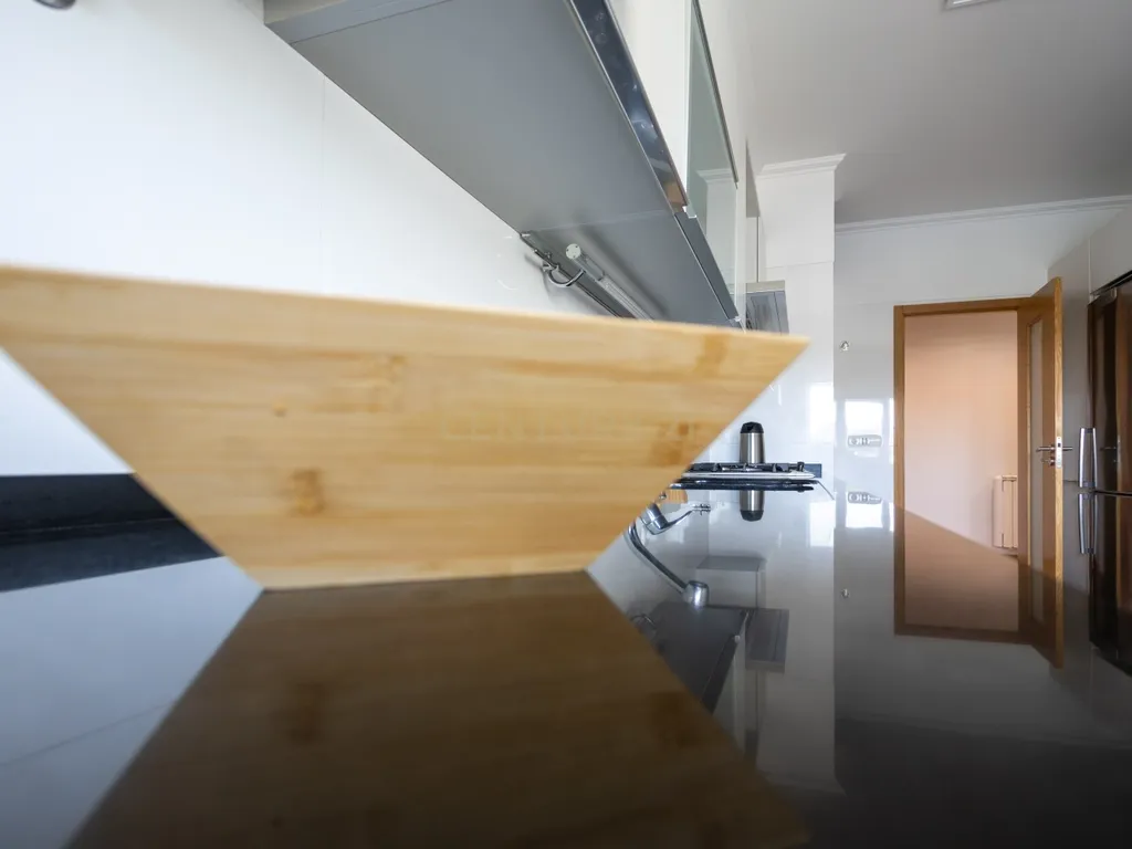 T3 com 160 m², Box para 2 carros e Arrecadação – Lumiar / Ameixoeira - Image 5