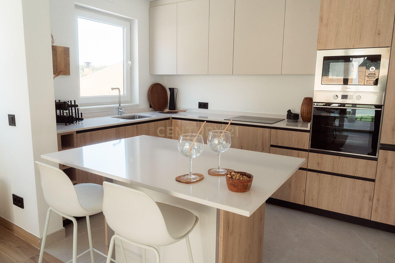 🏡 Casa nova em Cunit – Design, eficiência e conforto junto ao mar Estreie o seu lar ideal na rua Havana em Cunit! - Image 9