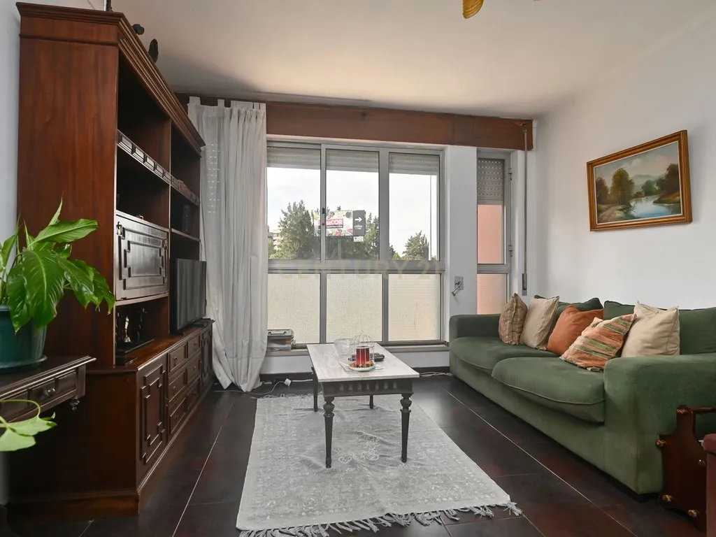Apartamento T3 no Parque das Nações, junto ao metro de Moscavide. - Image 6