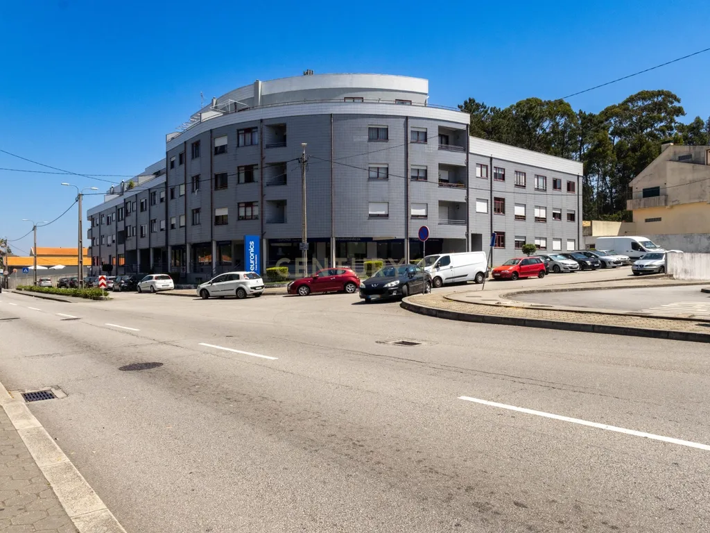Apartamento T1 em Vila Nova de Gaia, com lugar de garagem - Image 19