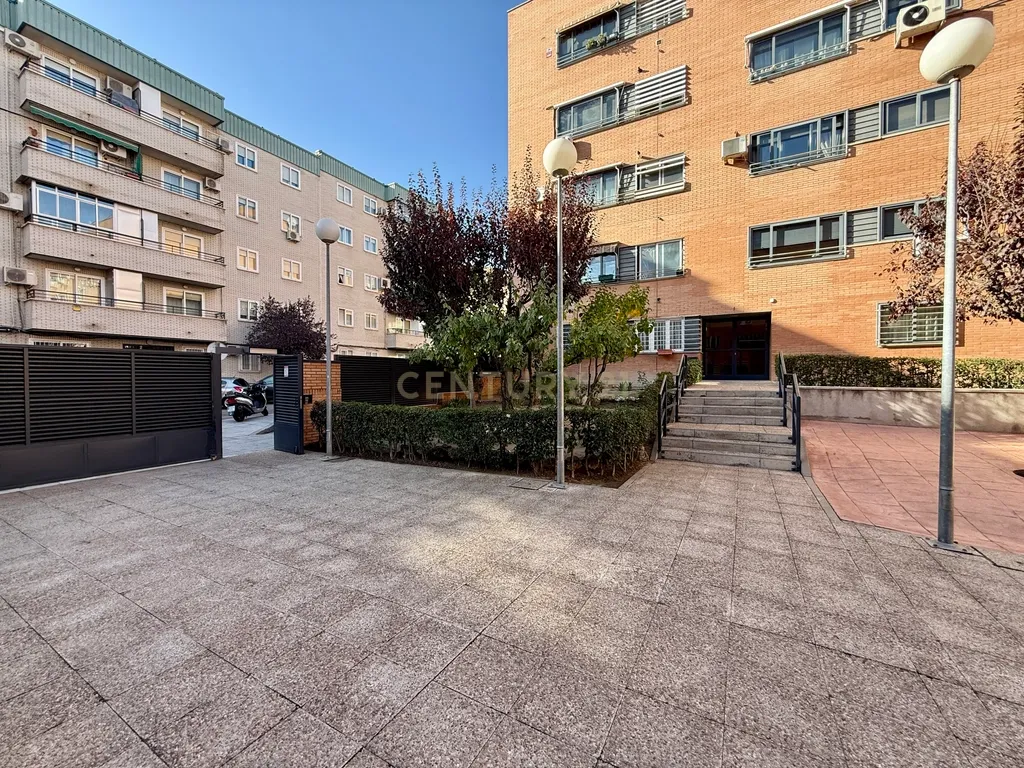 Moderno Apartamento T4 em San Fernando de Henares, Madrid - Image 35