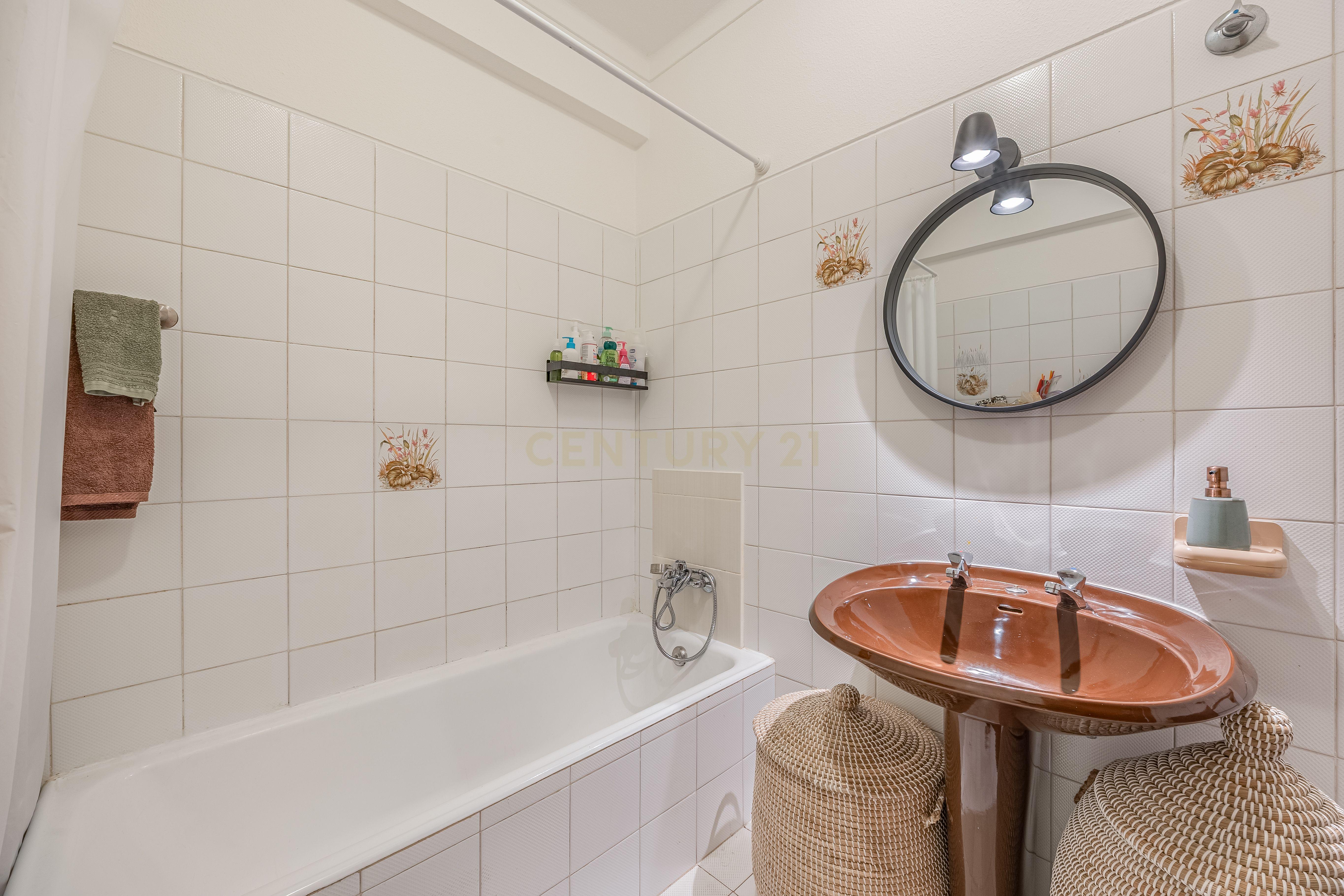 Fotografia 12 de Apartamento T3 com 2 WC, Arrecadação e Terraço com Vista Mar | Ameijeira, Lagos