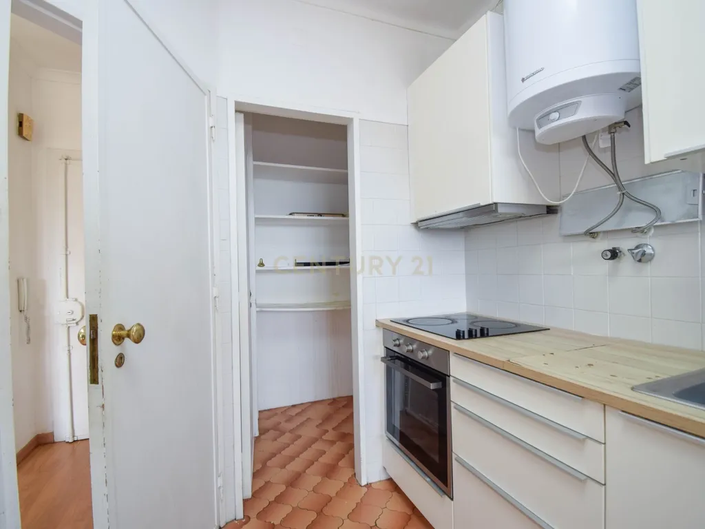 T3 na Quinta do Marquês, Oeiras | 115 m² de Potencial para Criar a Sua Casa de Sonho - Image 27