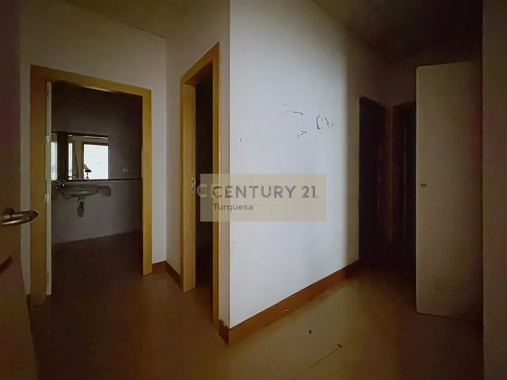 Amplo local comercial em Benalmádena, Málaga, com excelente localização - Image 20