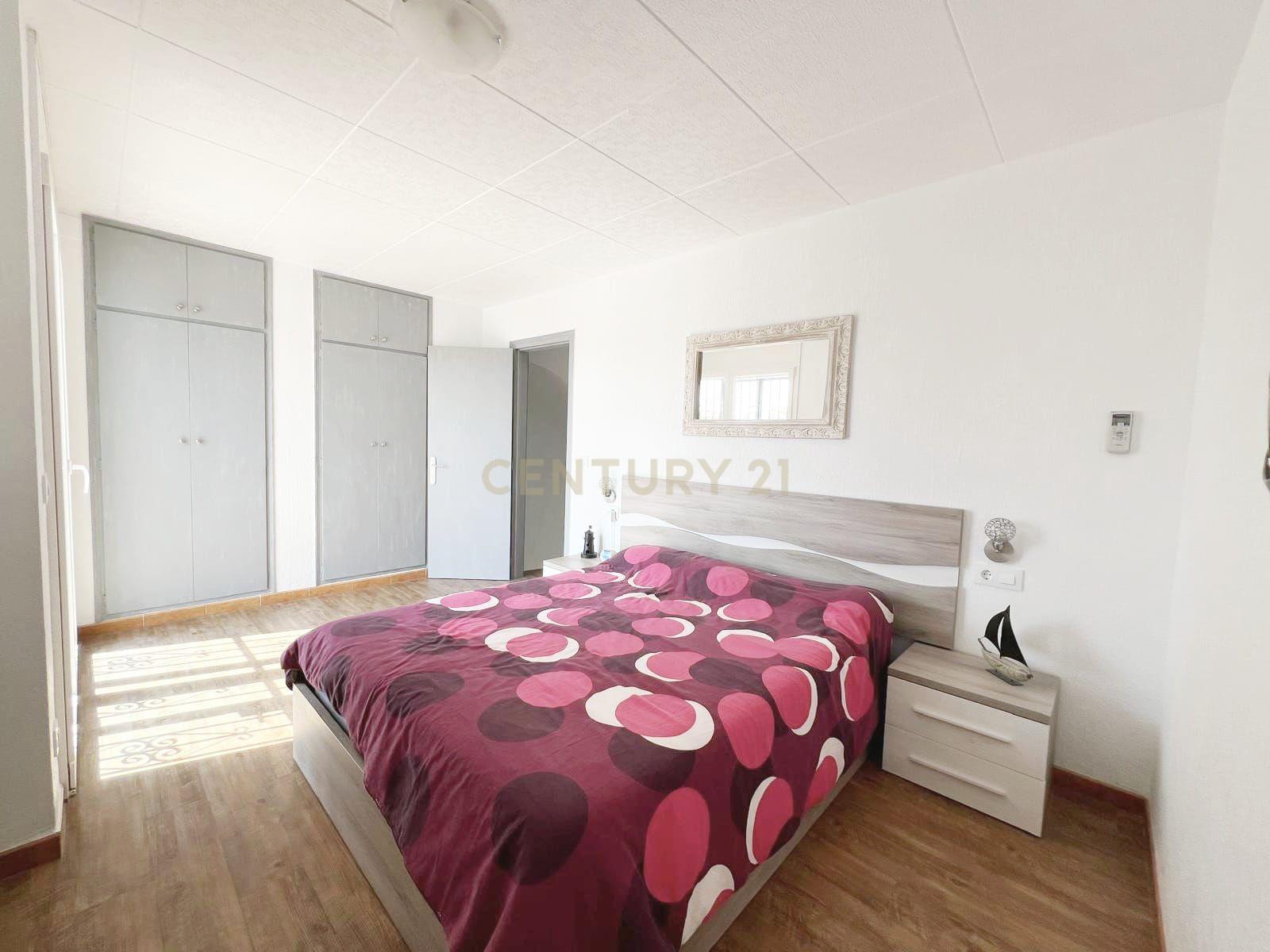 Luxuosa Moradia com Vista Panorâmica em Girona, Cataluña - Image 31