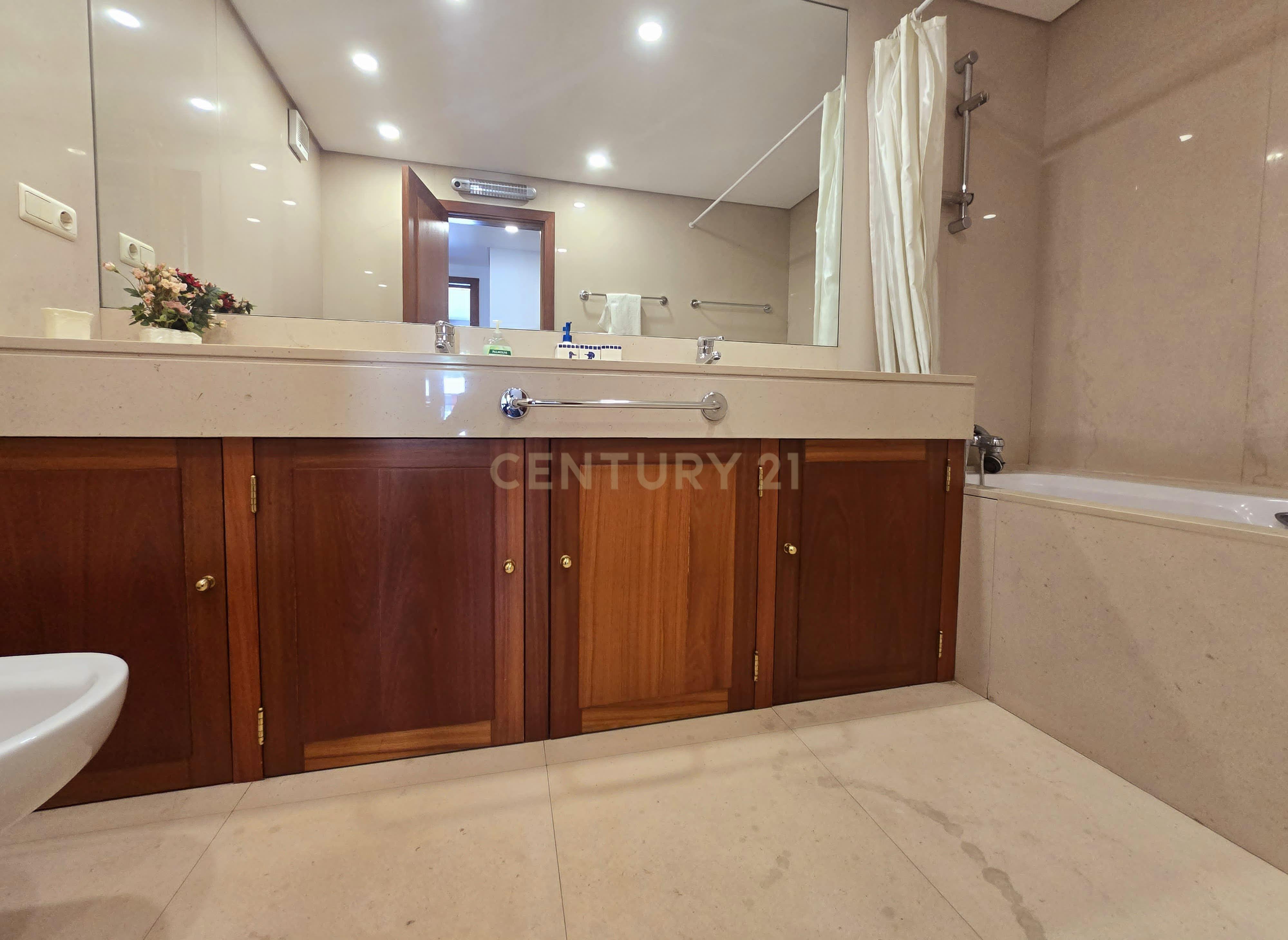 Apartamento T3 no centro da cidade de Guimarães - Image 16