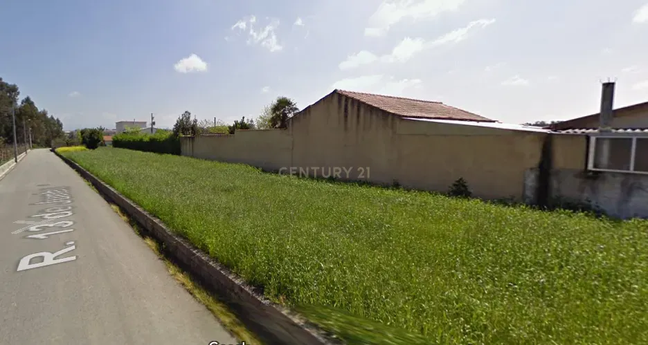 Terreno com Vista Panorâmica em Oiã - Oliveira do Bairro - Image 2