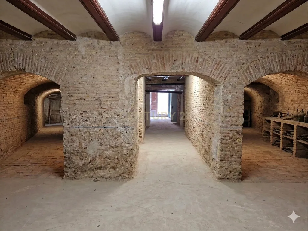 - Image 6