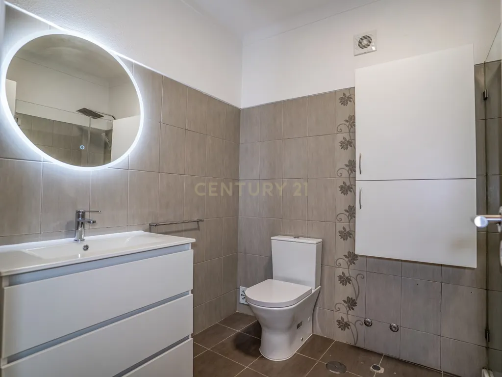 Apartamento T3 | Renovado | Caldas da Rainha - Image 19