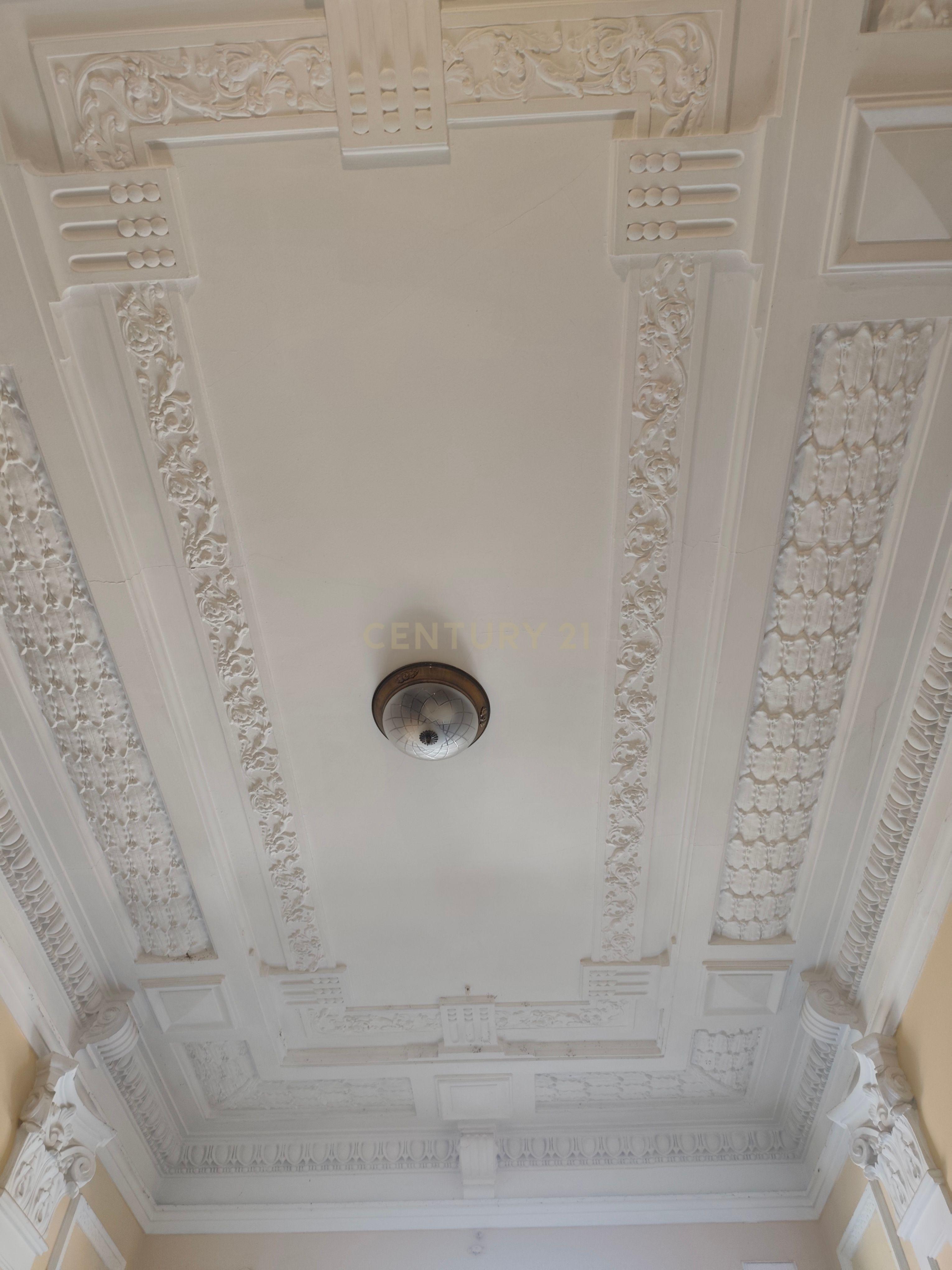 Fotografia 5 de Espectacular apartamento renovado mantendo fielmente os traços originais em Santo António, Lisboa