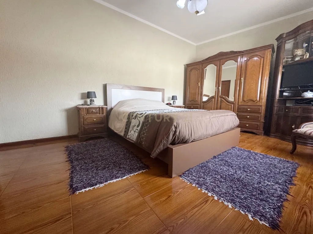 Moradia com 3 Apartamentos com área exterior em Vilela, Paços de Ferreira - Image 27