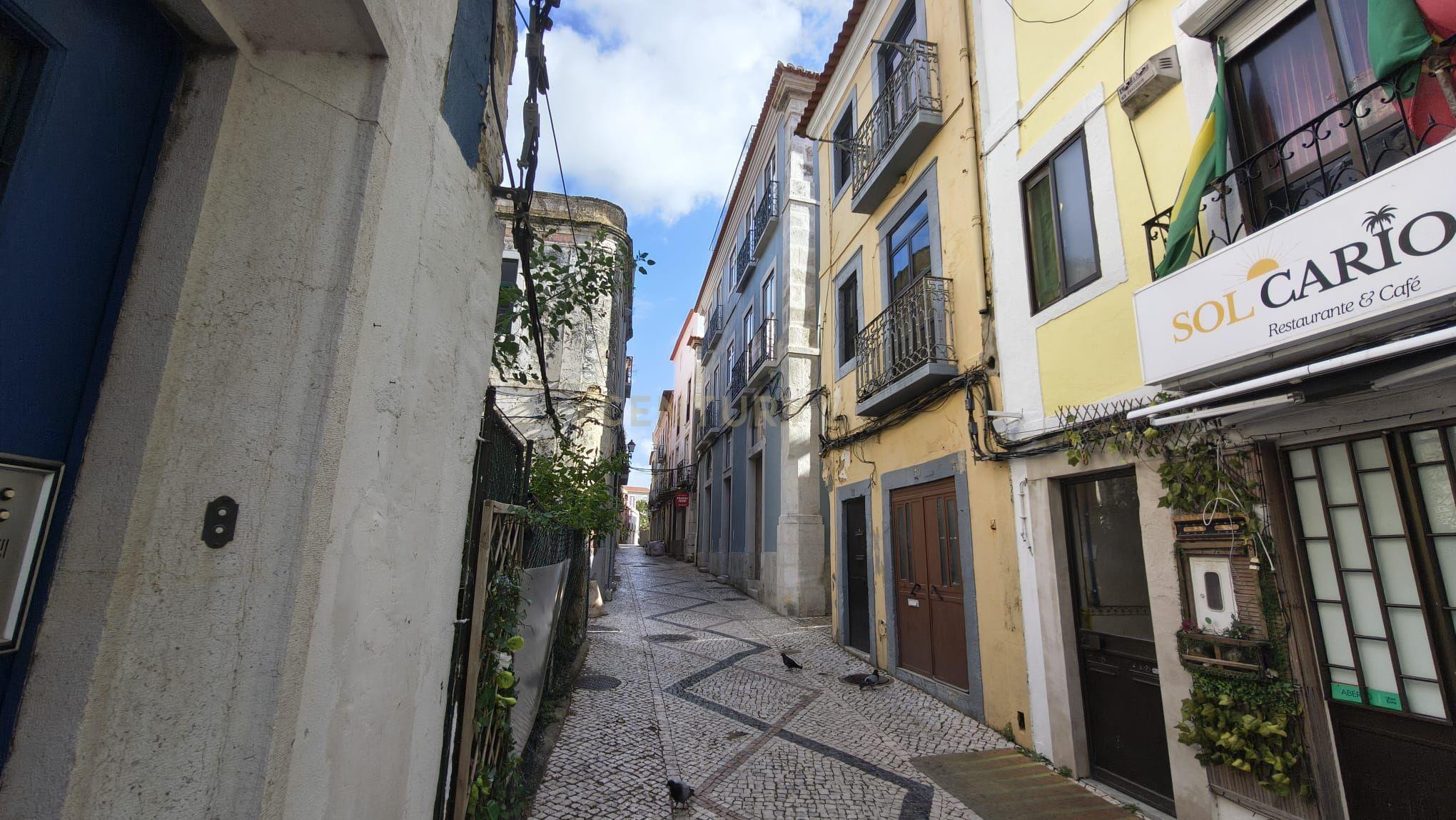 Fotografia 3 de Prédio com 7 frações junto Avenida Luísa Todi, Setúbal