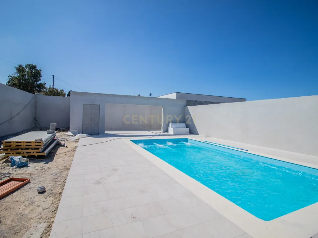 Moradia geminada em construção, com piscina e jardim na Boavista, Lavos, Figueira da Foz. - Image 29
