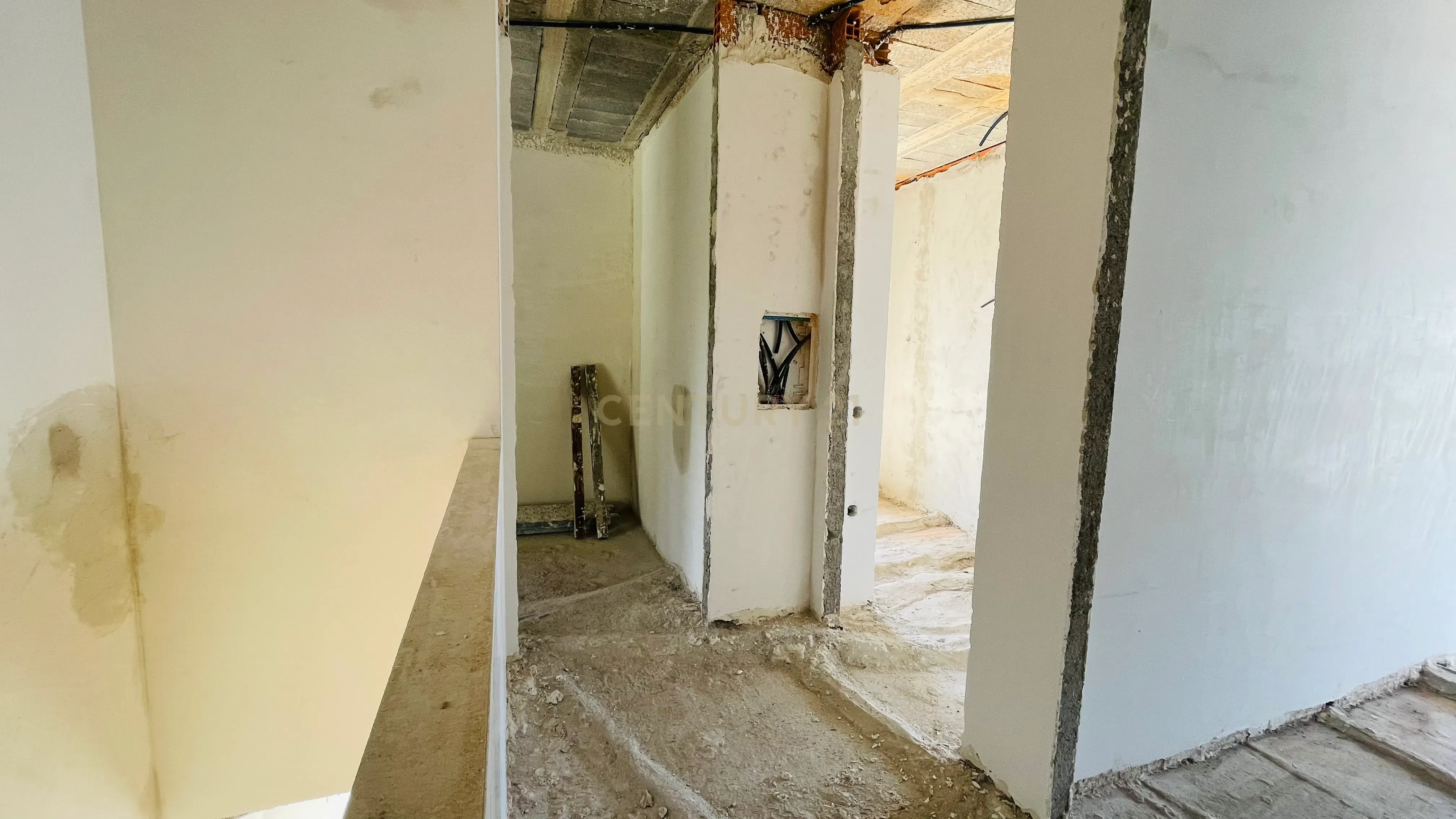 Moradia Geminada Chave na Mão – Fase Final de Construção! - Image 35
