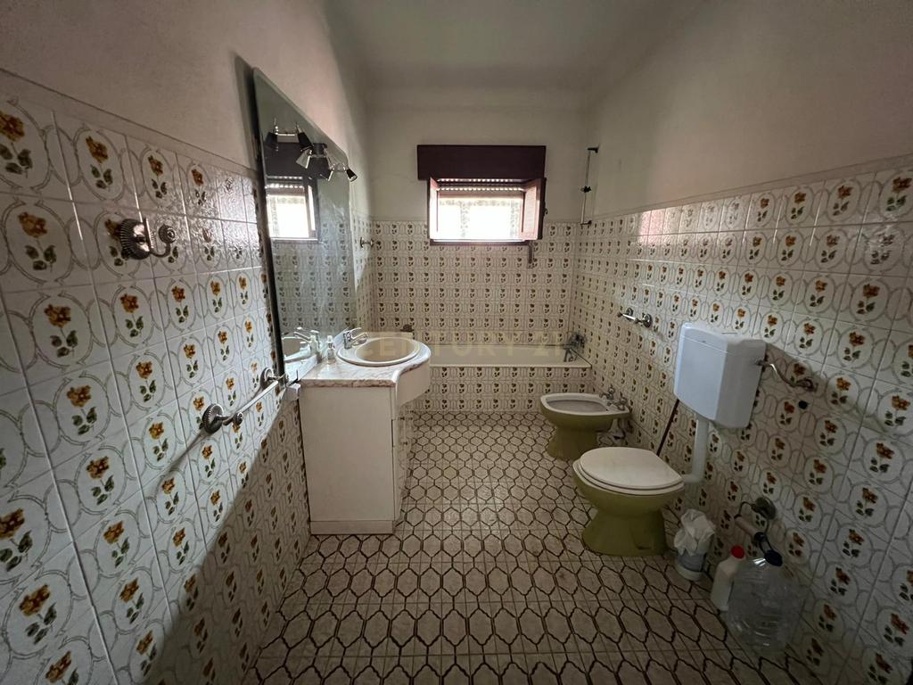 🏡 Moradia Isolada de 4 Frentes – Vila Verde da Raia, Chaves - Image 8