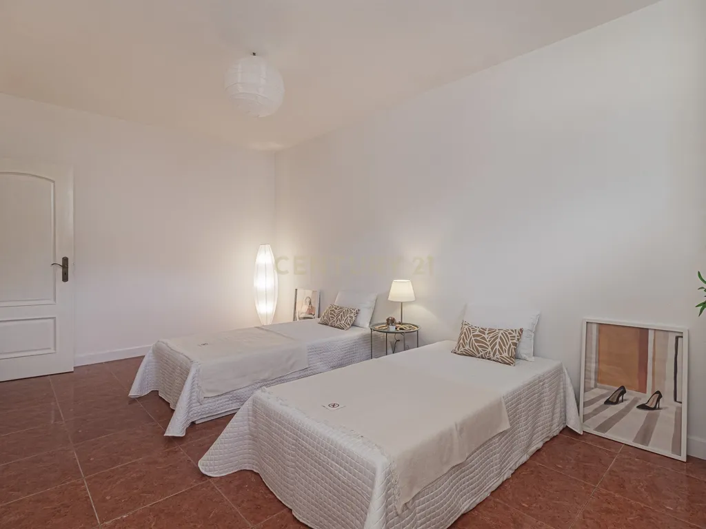 Apartamento T3 Vista Mar, Ericeira, Mafra - Image 25