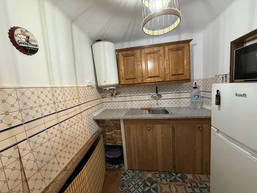 Casa T2, Escalos de Baixo, Castelo Branco - Image 24