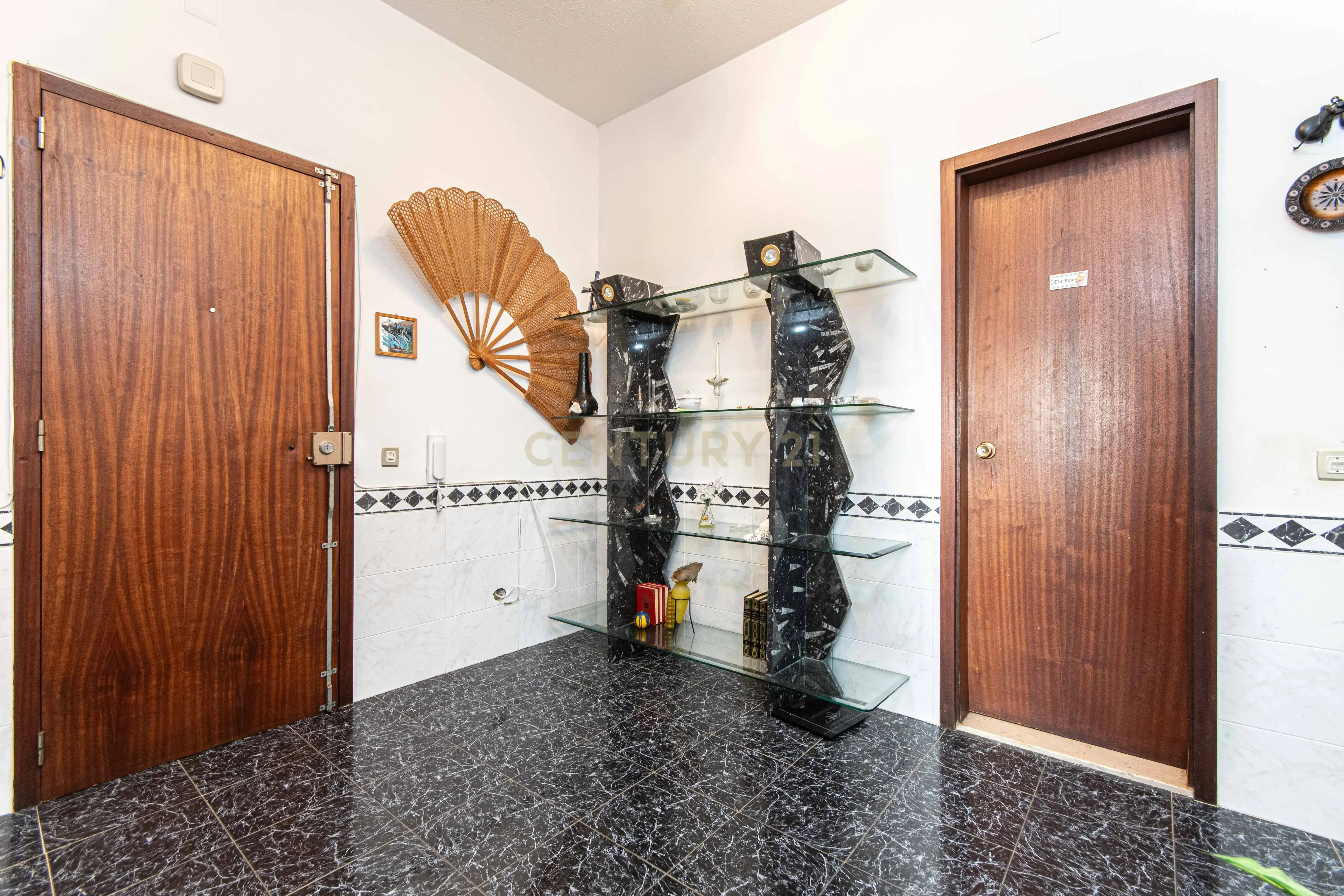 Apartamento T1 em Vila Franca de Xira – Ideal para Investimento ou Habitação Própria! - Image 13