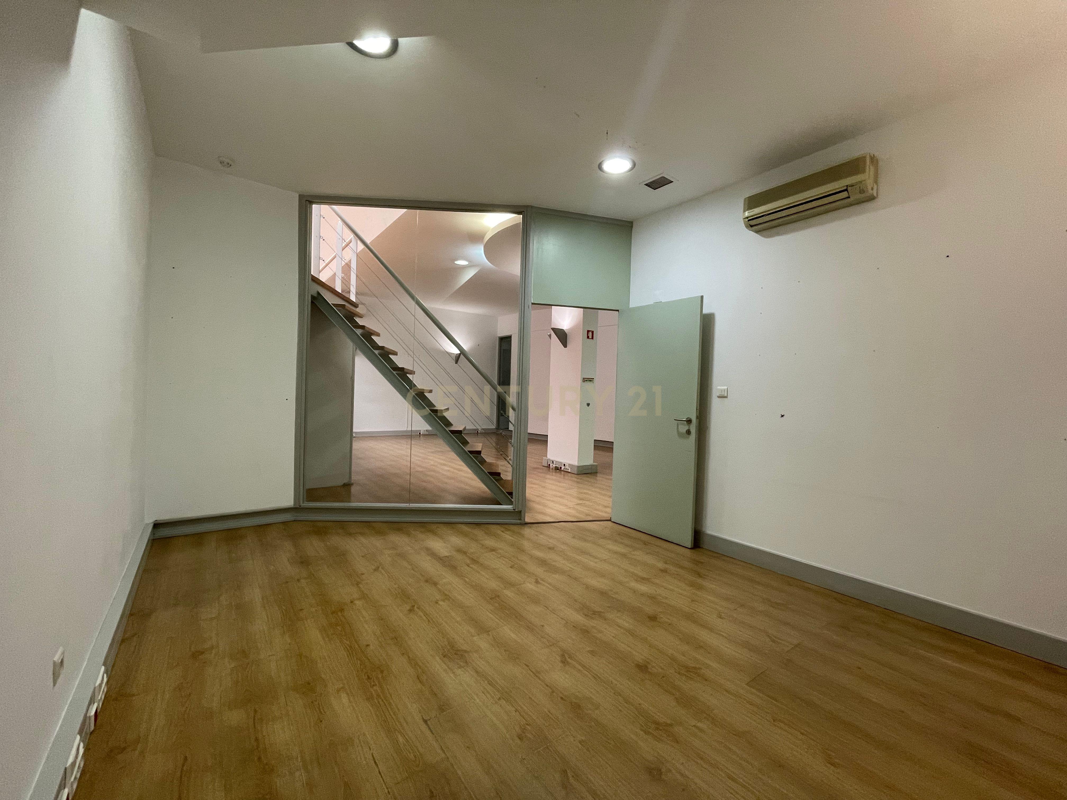 Fotografia 9 de Escritório|133m²| junto ao Metro das Conchas