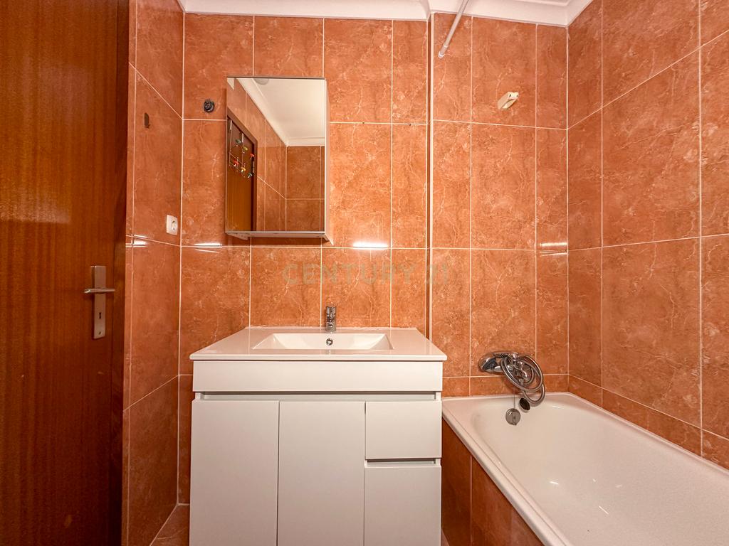 T2 ultimo piso junto ao centro- paredes - Image 37