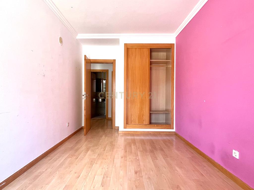 Apartamento T2, com Duas Varandas e Arrecadação, em Aires, Palmela - Image 15