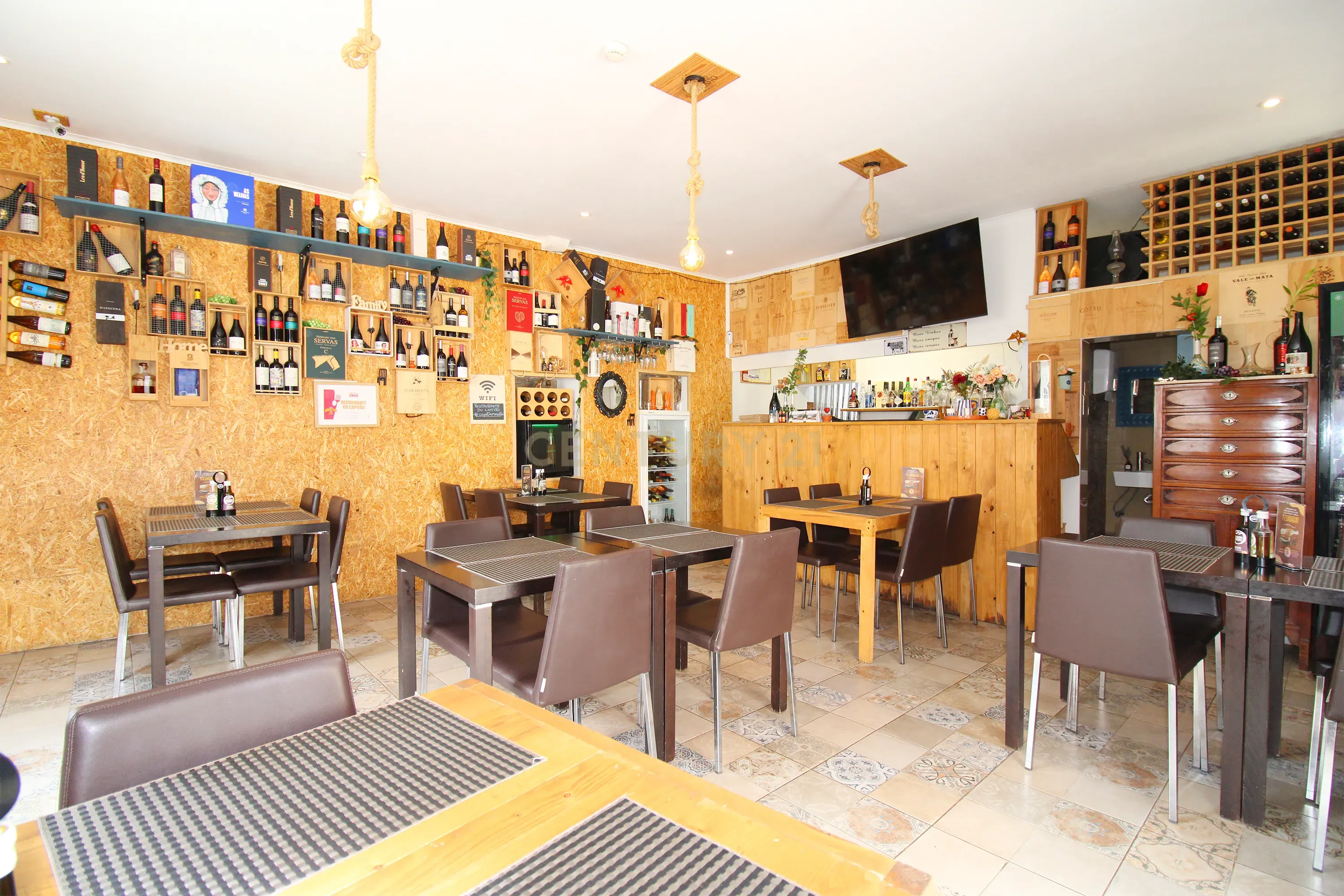 Fotografia 5 de Trespasse de Restaurante em Almada