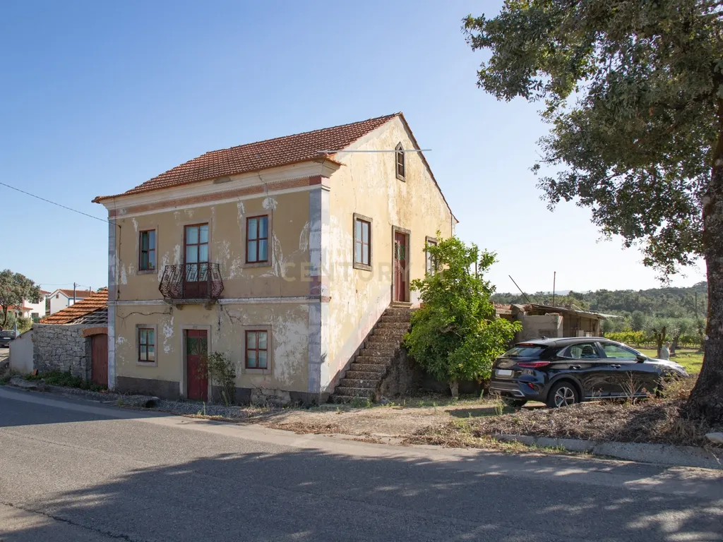 Duas moradias em Avecasta Ferreira do Zêzere - Image 9