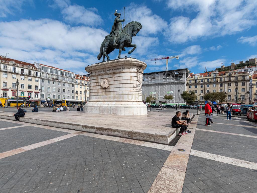 Apartamento T2 de Charme com vista rio e estacionamento em São Vicente, Lisboa  - Image 26