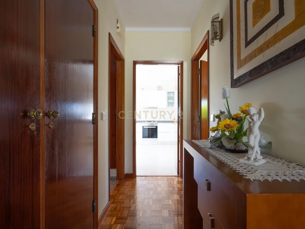 Moradia T3 com anexos e garagem para 3 carros – Canedo, Pampilhosa - Image 34