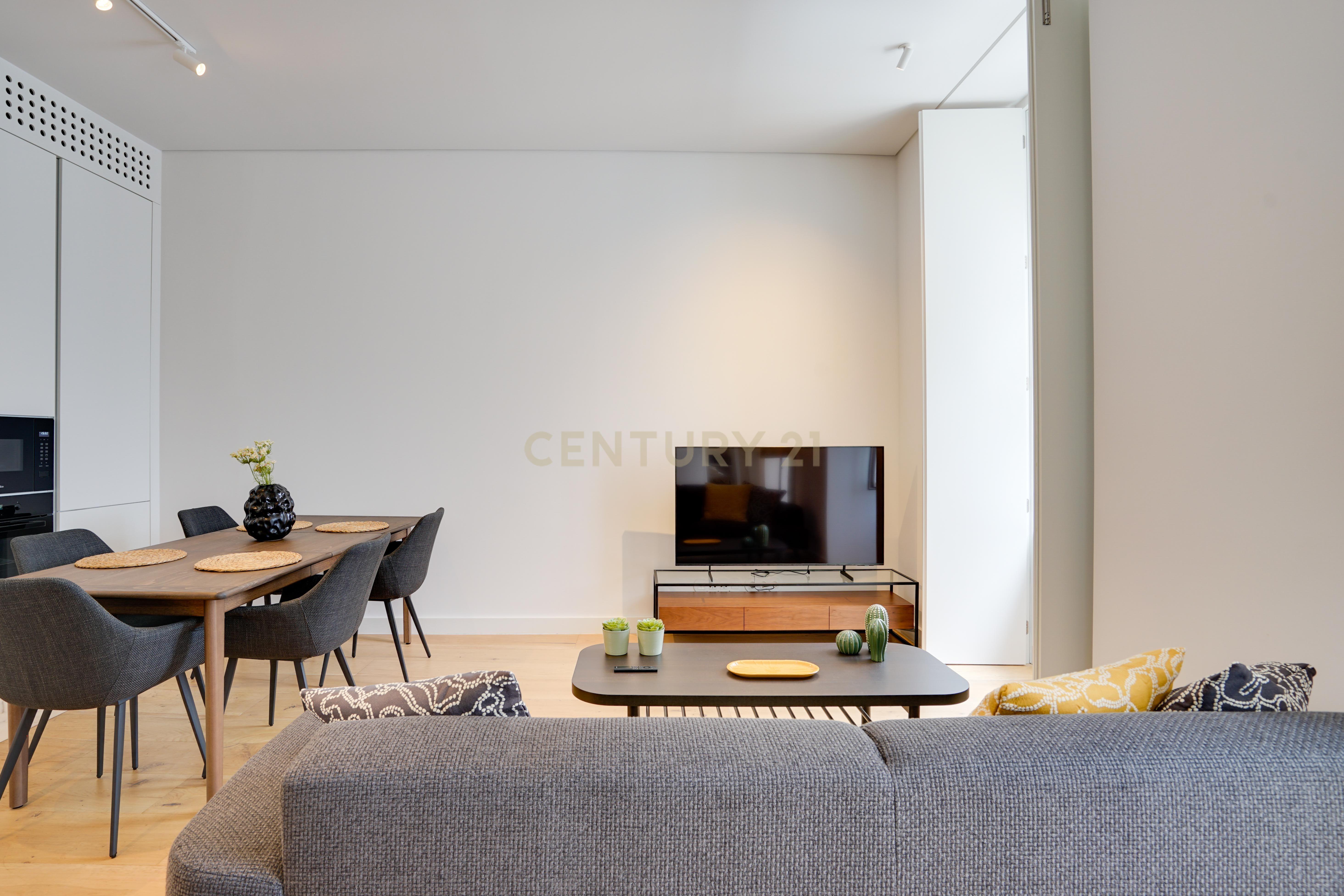 Luxuoso T1 em Lisboa com Vista e Acabamentos Modernos - Image 16