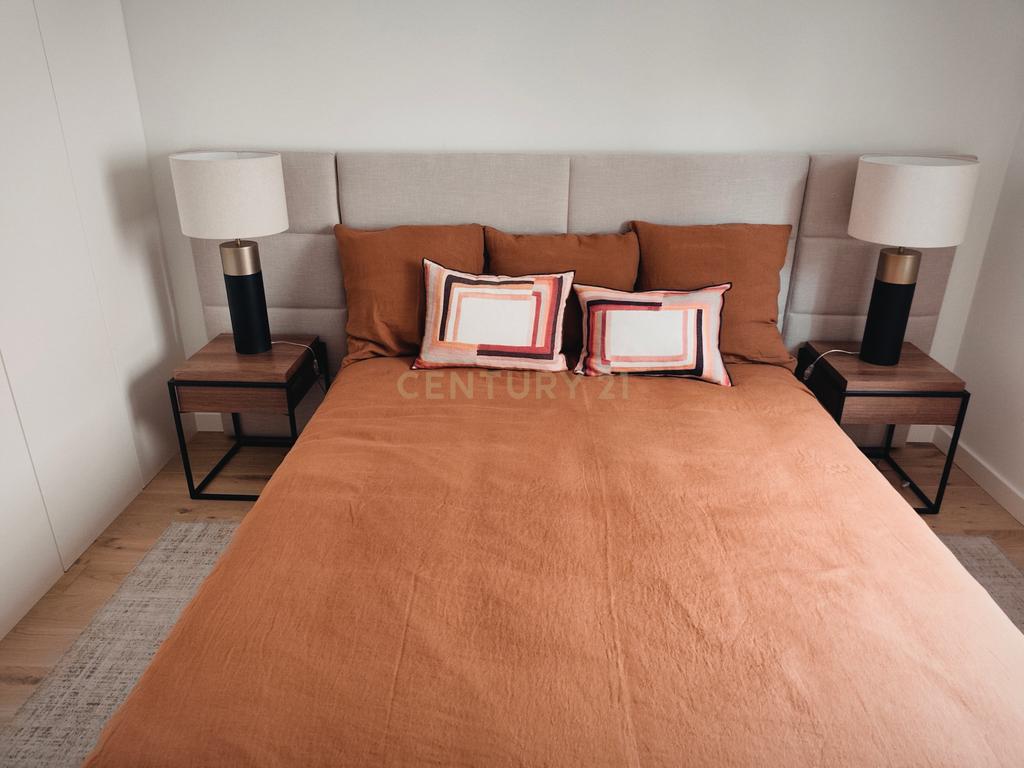 Excelente Apartamento T2 bastante Central no Areeiro com Jardim Privativo - Image 25