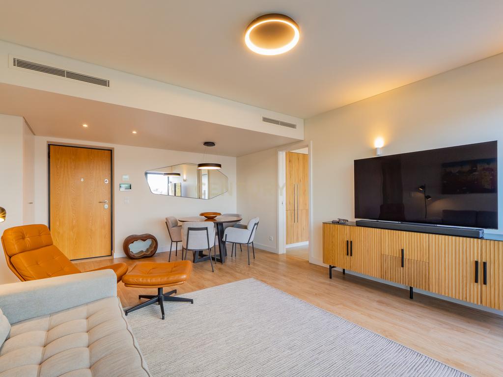 Apartamento T2 no VALRIO II junto ao Parque das Nações - Image 2