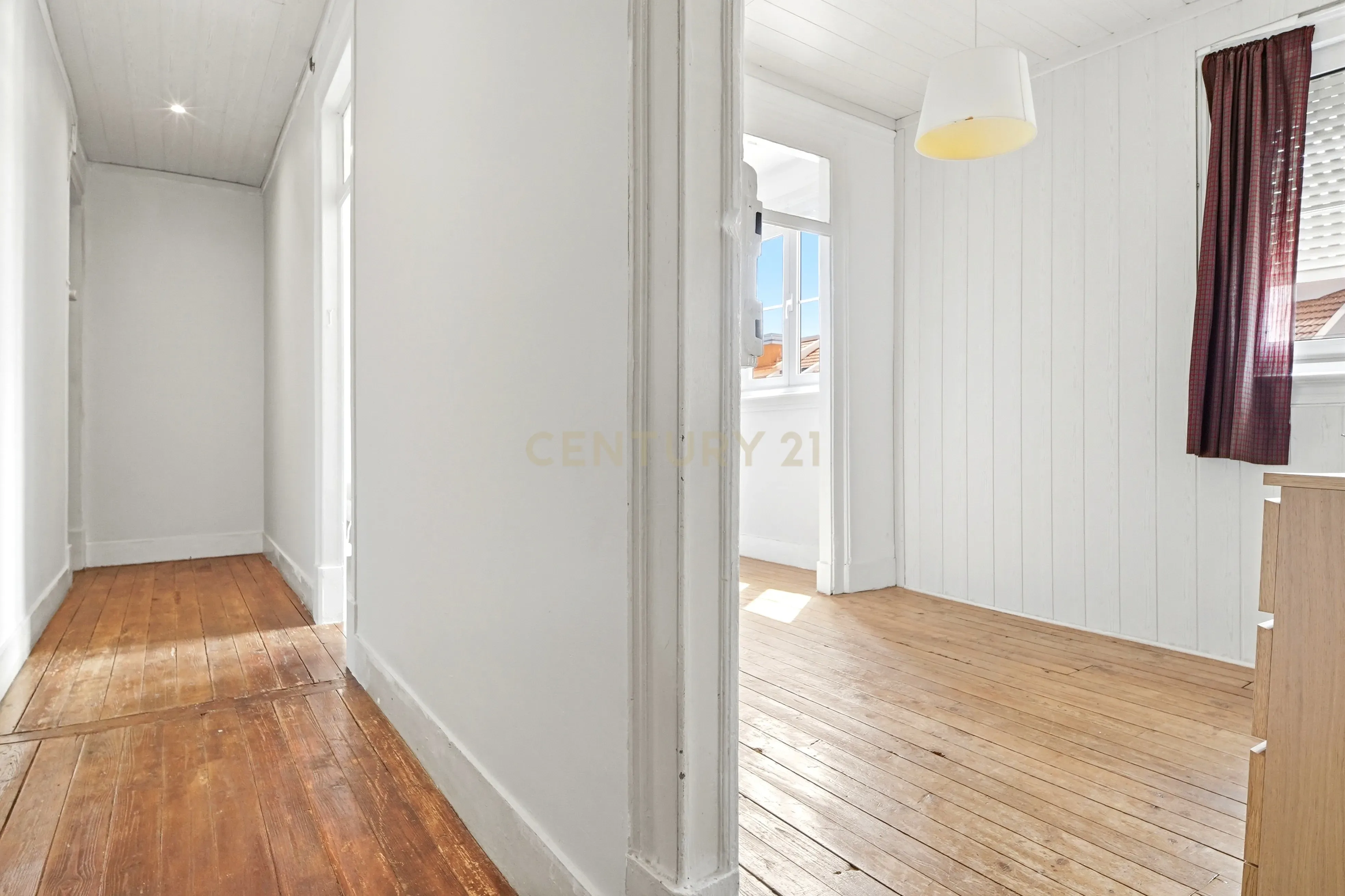 Fotografia 10 de Apartamento de charme com 200m² e potencial extraordinário no coração de Lisboa