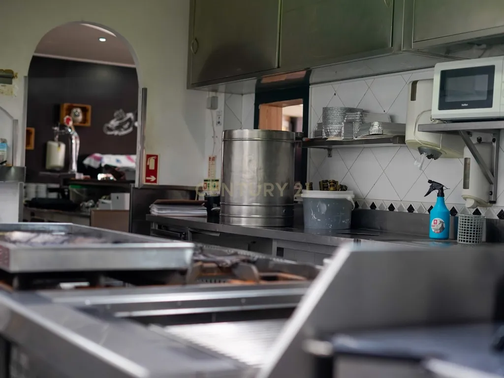 Restaurante pronto a funcionar na Aroeira – Oportunidade única de investimento! - Image 22