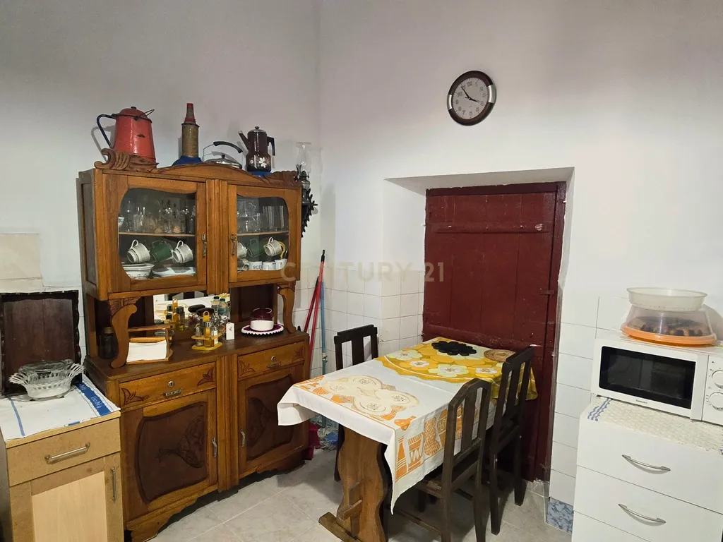 Moradia T2+1 com charme rústico alentejano em Alcáçovas - Image 27