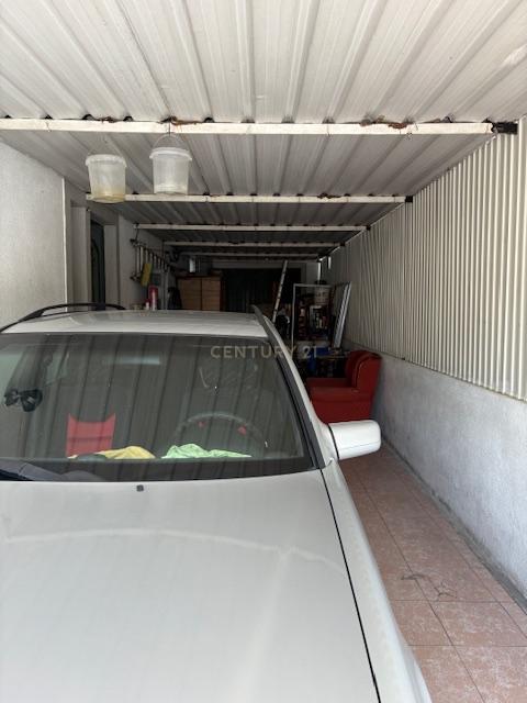 Moradia T3 na Quinta do Conde com Terraço e Garagem - Image 18