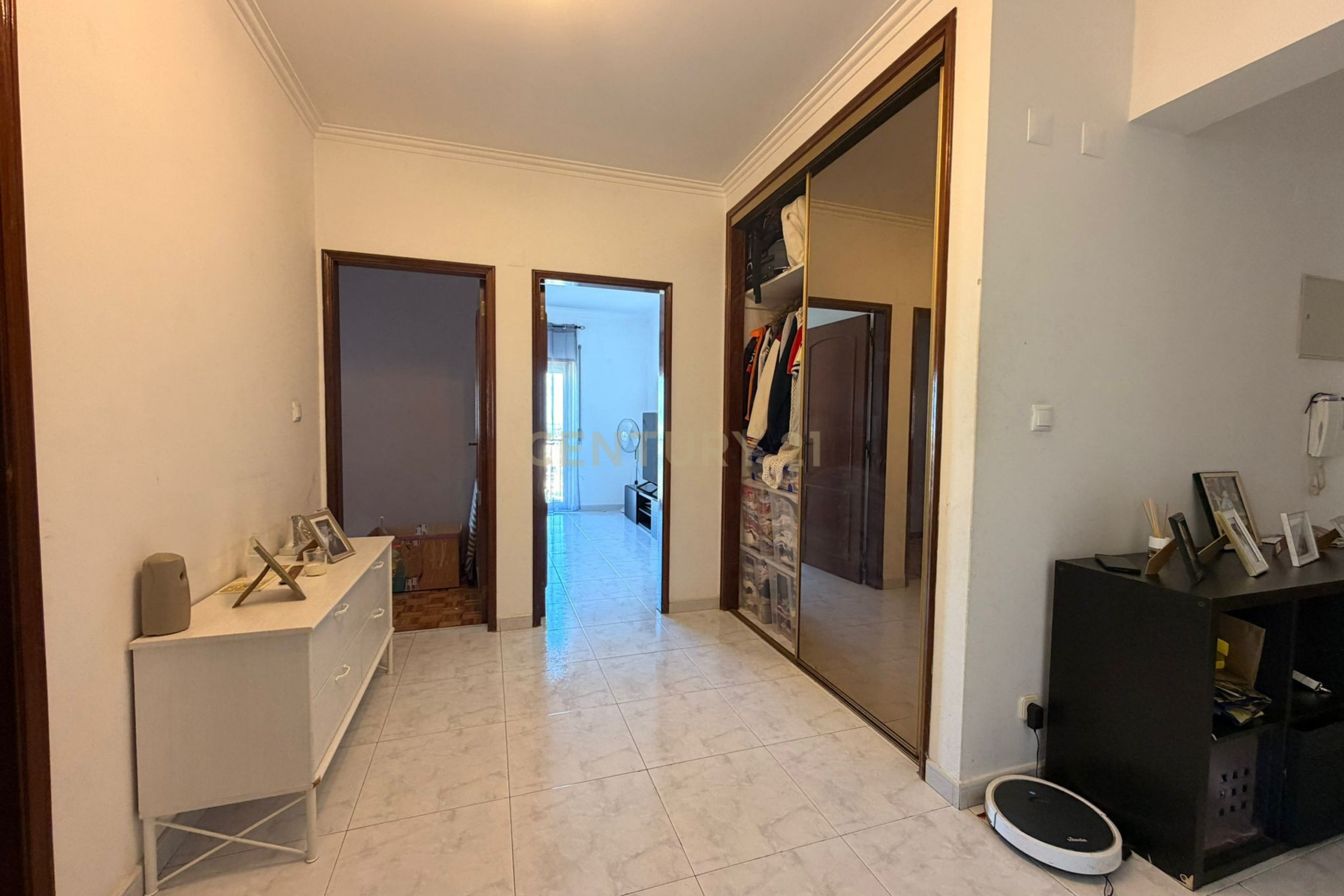 Fotografia 9 de Apartamento T2 em Vialonga com Vista para o Rio