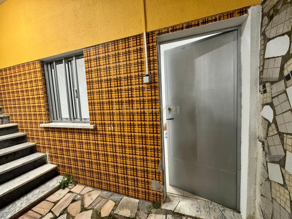 Anexo para arrumos ou armazém em São João da Talha. - Image 8