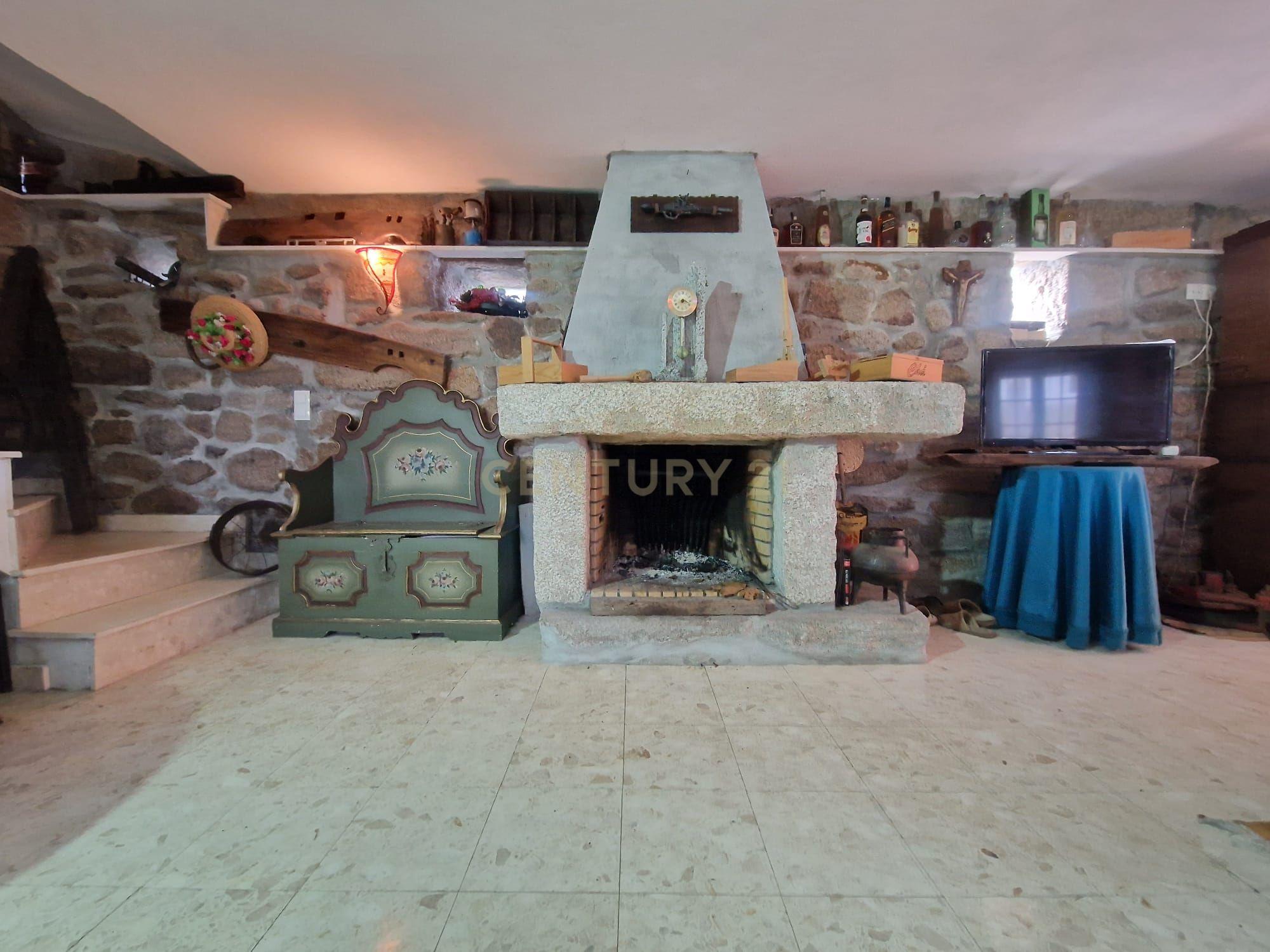 Casa De Pedra Na Serra Do Caramulo, Tondela - Image 10