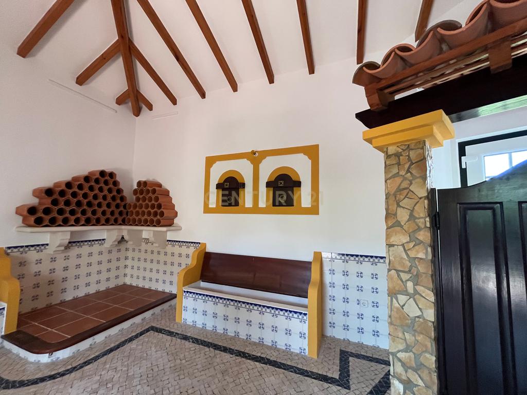 Moradia com 5 quartos em Vale Covo, Bombarral, com jardim, piscina, barbecue, adega e várias zonas de lazer - Image 39