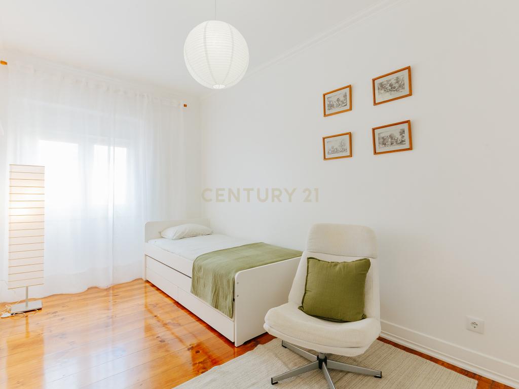 Apartamento T3+1 para Arrendar na Av de Roma completamente Mobilado I Equipado e com utensílios - Image 19