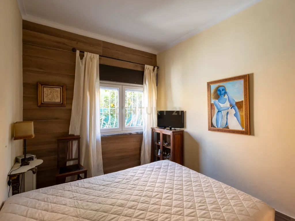 🏡 Moradia Isolada com piscina – Quinta do Conde - Image 18