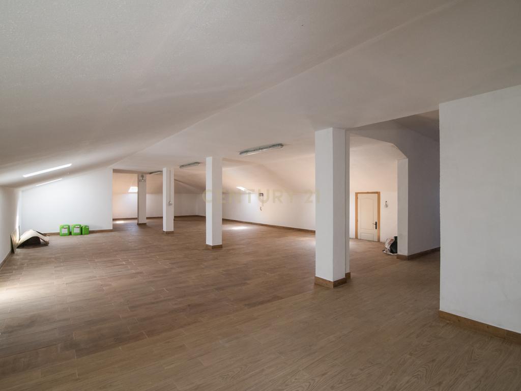 Fábrica de Cerveja Artesanal em S. Miguel de Alcainça, Mafra - Image 13