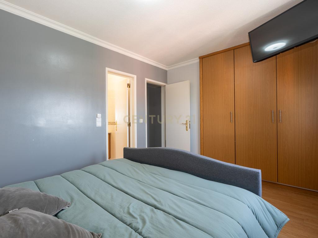 🏚️ ÓTIMO APARTAMENTO T3 - Santo António dos Cavaleiros - Image 18