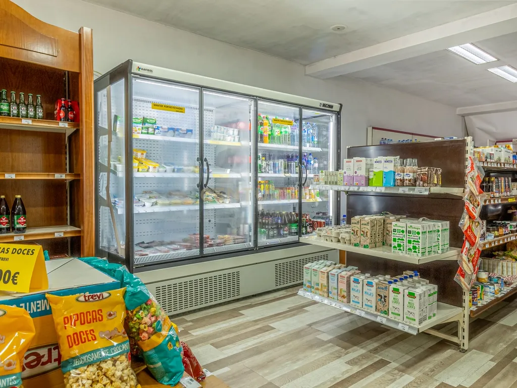 Trespasse de Supermercado junto à Universidade do Minho - Image 7