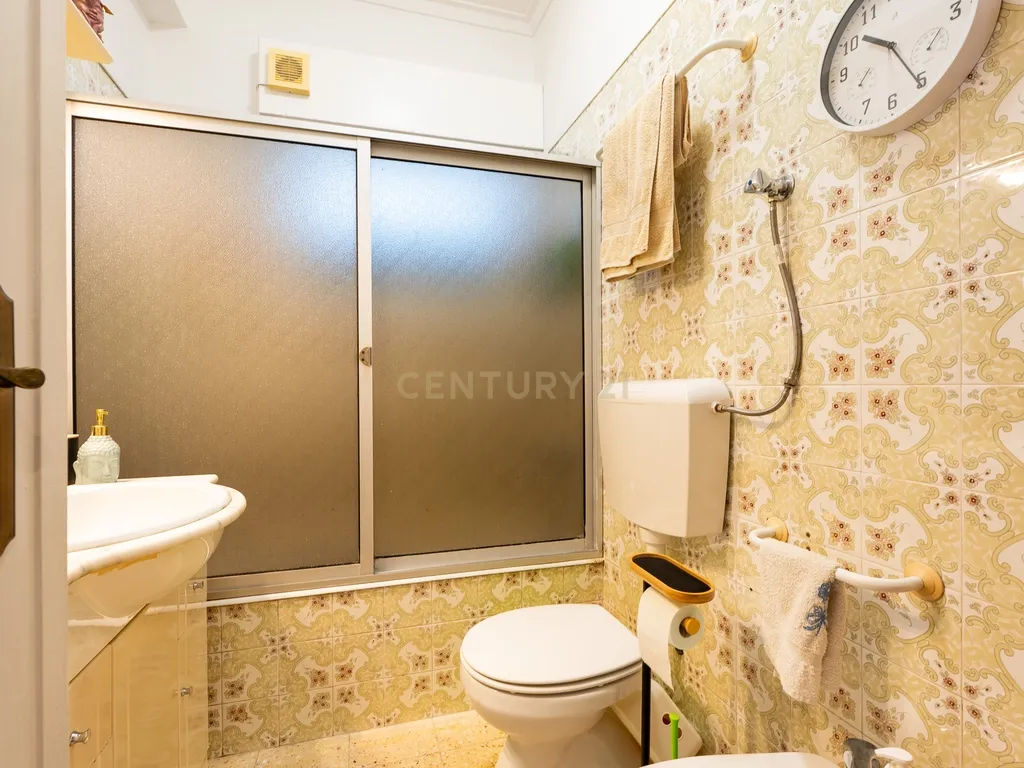 Apartamento T2 na Povoa de Santo Adrião com Excelente Localização e Conforto - Image 16