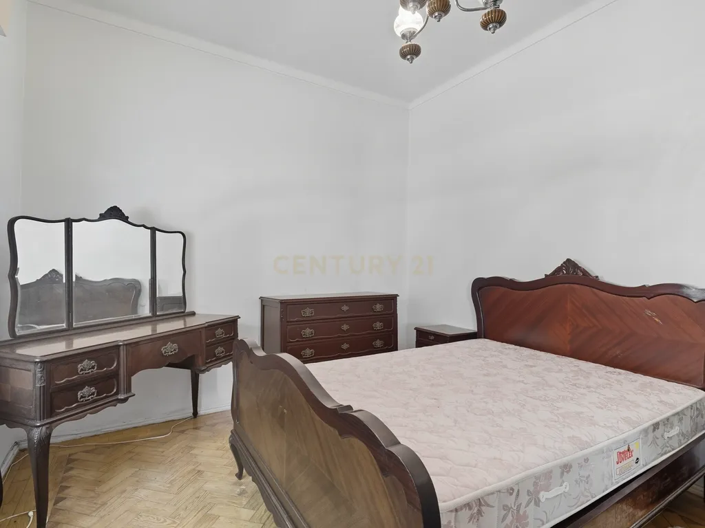Moradia Bi-familiar com terreno de 800m2 urbanos - Paredes, Alenquer - Image 18