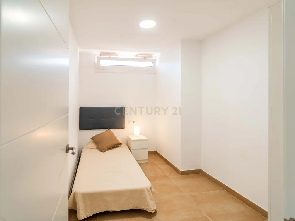 Apartamento de Luxo com Vista para a Praia emFuengirola Málaga - Image 10