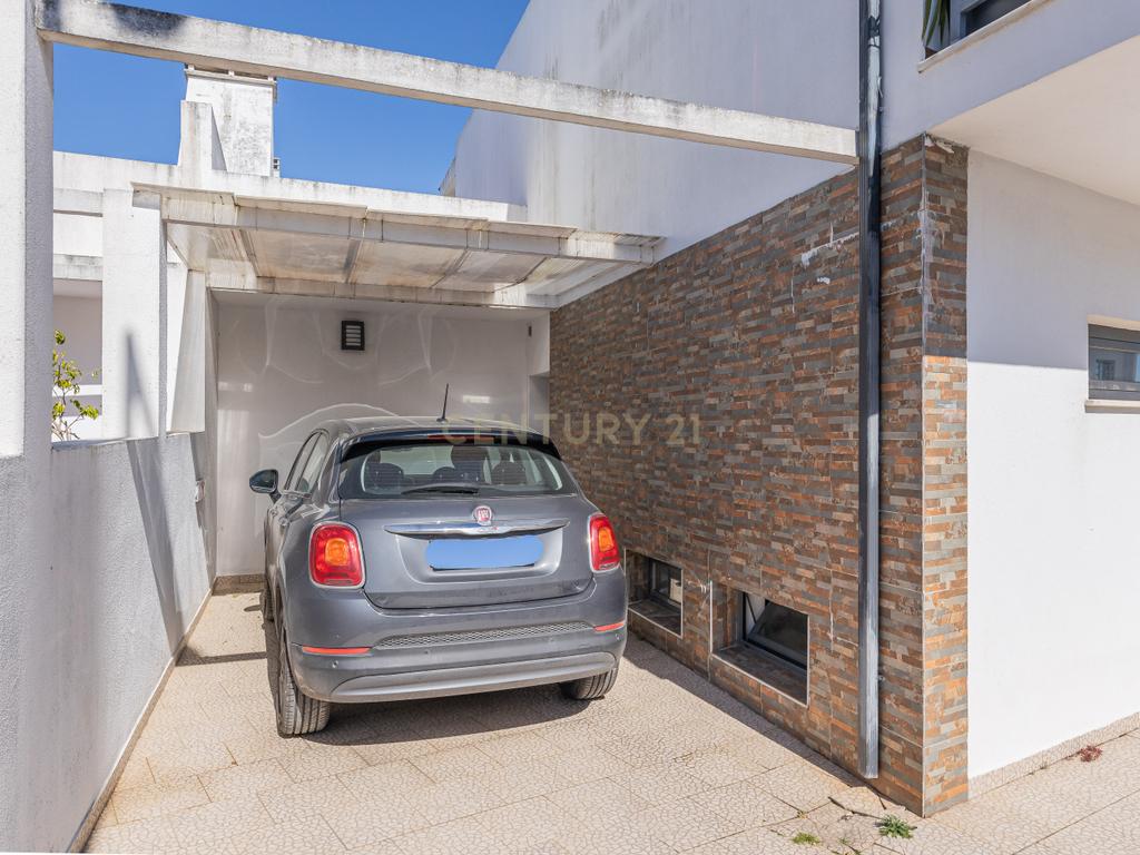 Moradia Moderna T4 em São Domingos de Rana, Cascais - Image 43